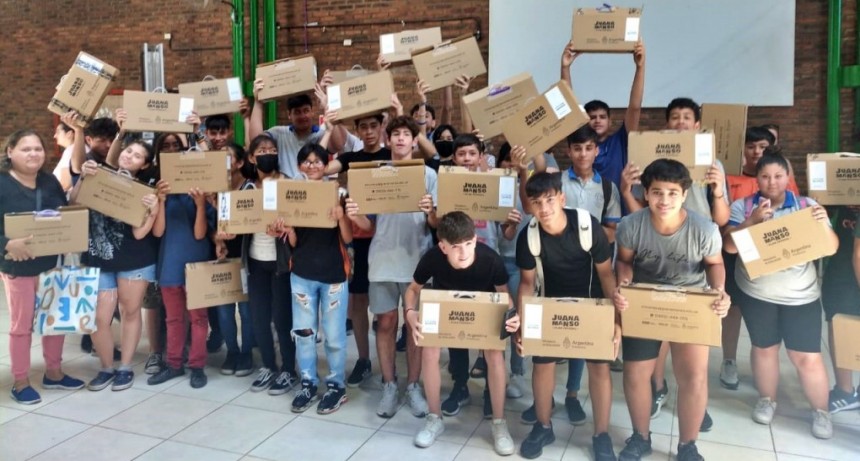 Cerca de 1000 Netbooks para alumnos de escuelas campanenses
