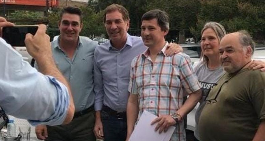 Santilli e Iguacel se mostraron juntos en Ituzaingó y reclamaron la eliminación de las tasas municipales