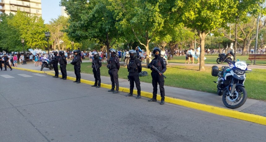 Reforzaron la seguridad para evitar desmanes antes y durante los festejos por el triunfo de Argentina