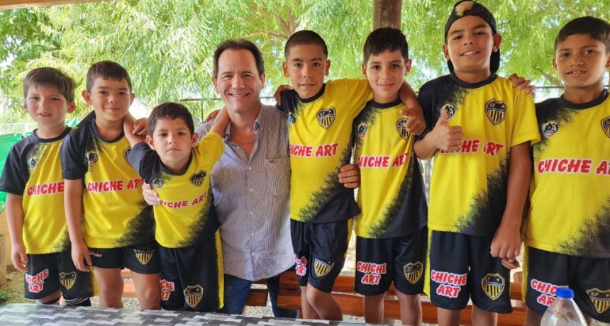 CHICHE LAGAR : SIEMPRE ESTAMOS TRATANDO DE TRABAJAR Y COLABORAR CON INSTITUCIONES DEPORTIVAS BARRIALES