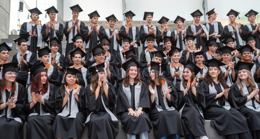 La Escuela Técnica Roberto Rocca graduó a su 5° camada consecutiva de estudiantes