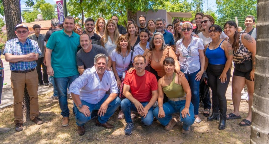 Abella encabezó el brindis de fin año del personal municipal